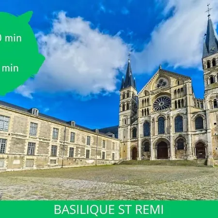 Balnéo Hydromassage Et Rétroprojecteur Appartamento Reims